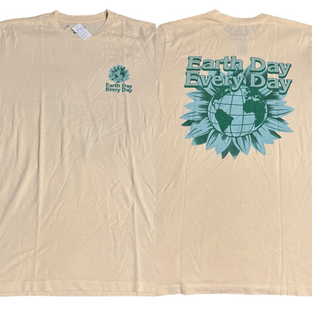 NWT Re Purpose UO Size Large Women Short Sleeve Cream Crew Neck Shirt Earth‎ Day